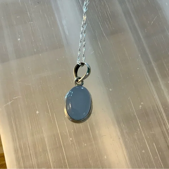 Blue Chalcedony Solid 925 Sterling Silver Pendant Necklace - Picture 5 of 5